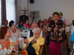 Künstler helfen Kinder - Mit Musik zur Menschlichkeit